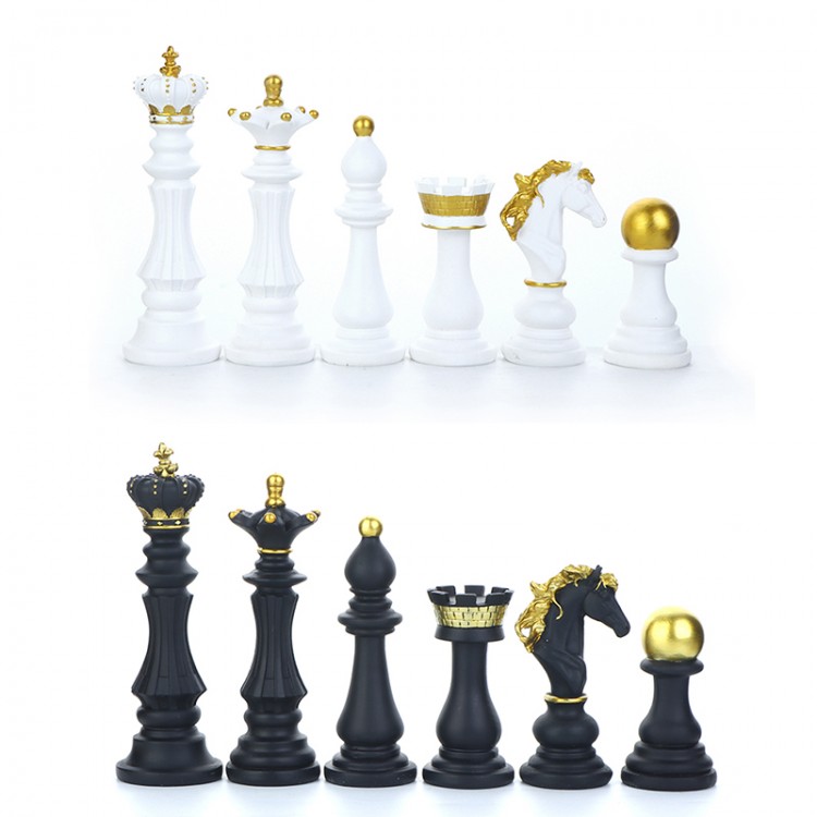 1pc International Chess Resin Chess Pieces Board Games Accessories Figurines Retro Home Decor Simple Modern Chessmen Ornaments