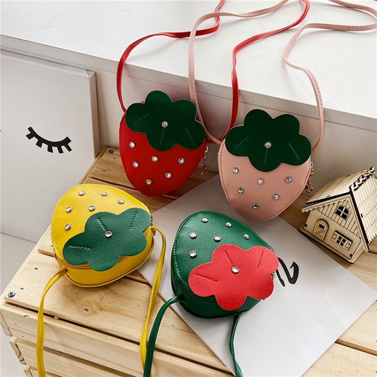 New Children&#39;s Messenger Bag Yellow Girls&#39; Bags Cute Strawberry Bag Boy Girl Baby Coin Purse Decorative Packet