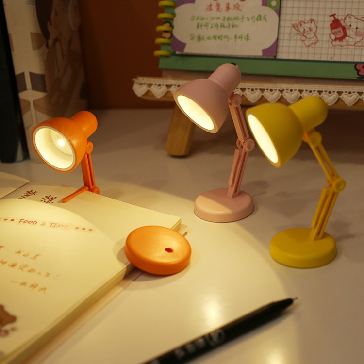 LED Mini Desk Lamp Foldable Magnetic Night Light Bedroom Study Reading Book Lamps With Clip Eye Protection Bedside Lights